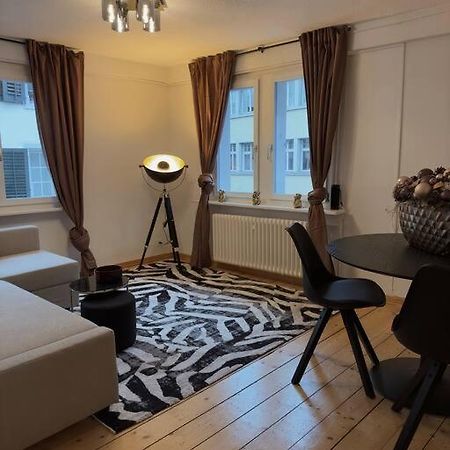 Suesse Wohnung In Zuercher Altstadt 3 취리히 외부 사진